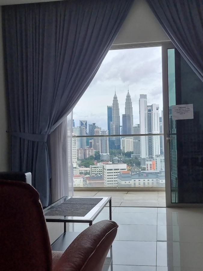 Wonderful Blue City View @Regalia Residence Kuala Lumpur Exterior foto